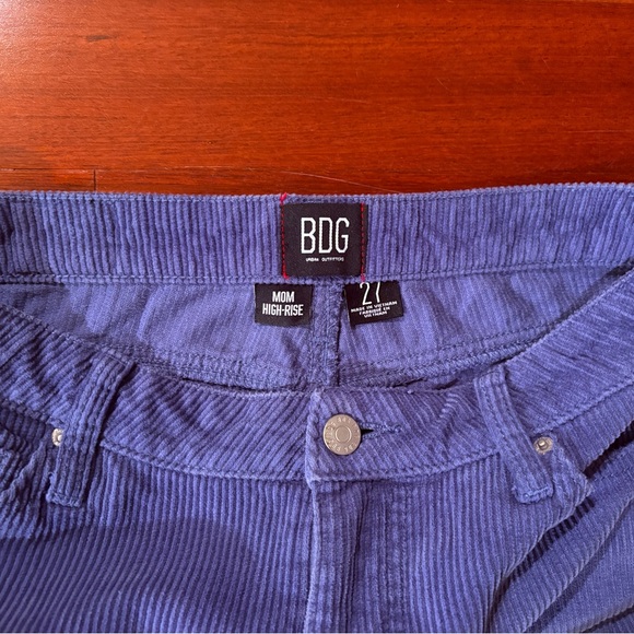 BDG Urban Outfitters Mom High-Rise Corduroy Pants Size 27 Blue - Picture 2 of 4